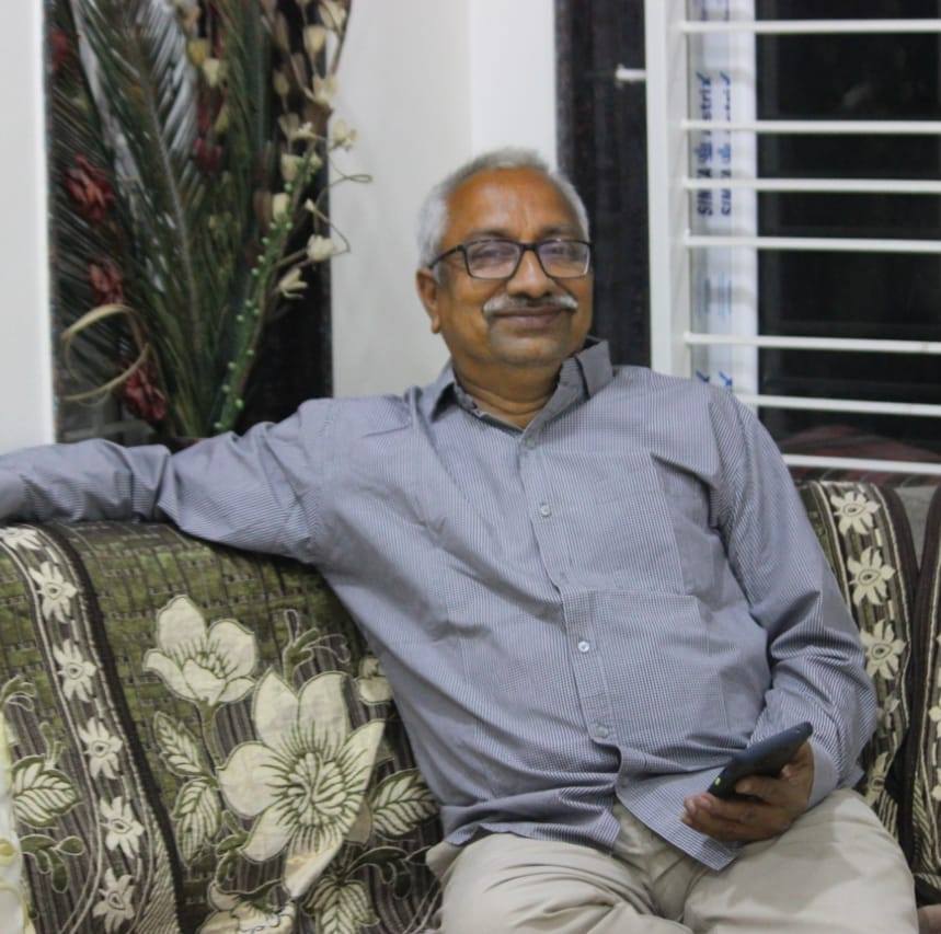 श्री.शैलेश मंडलिक, कोषाध्यक्ष, गणेश वाचनालय, परभणी 