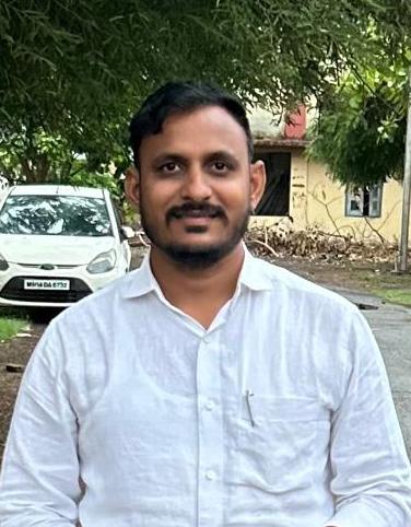 अक्षय मुंढे